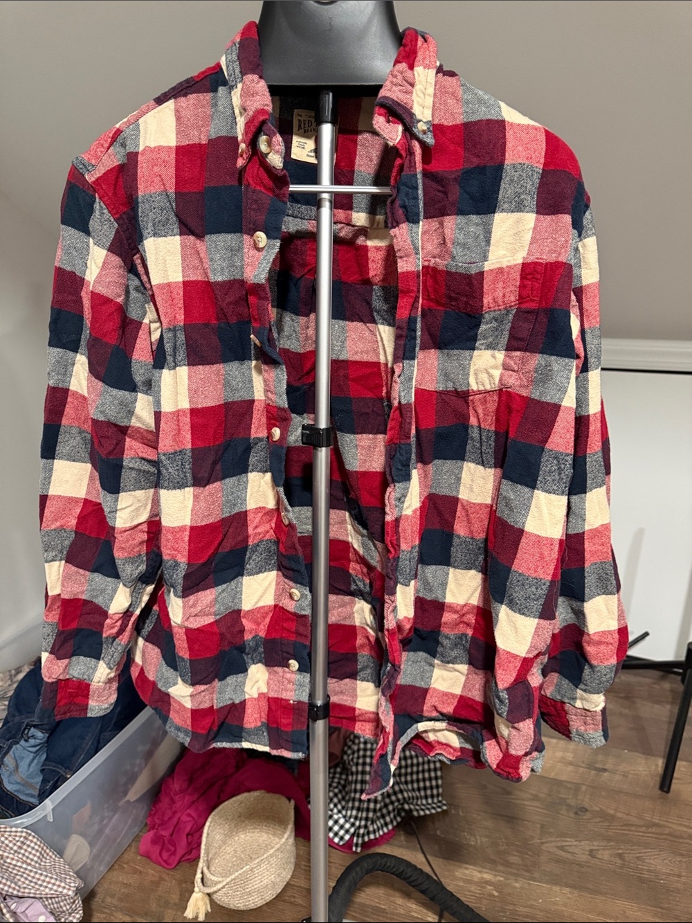 RedHead Men's Red Navy Cream Plaid Button-Down Shirt
